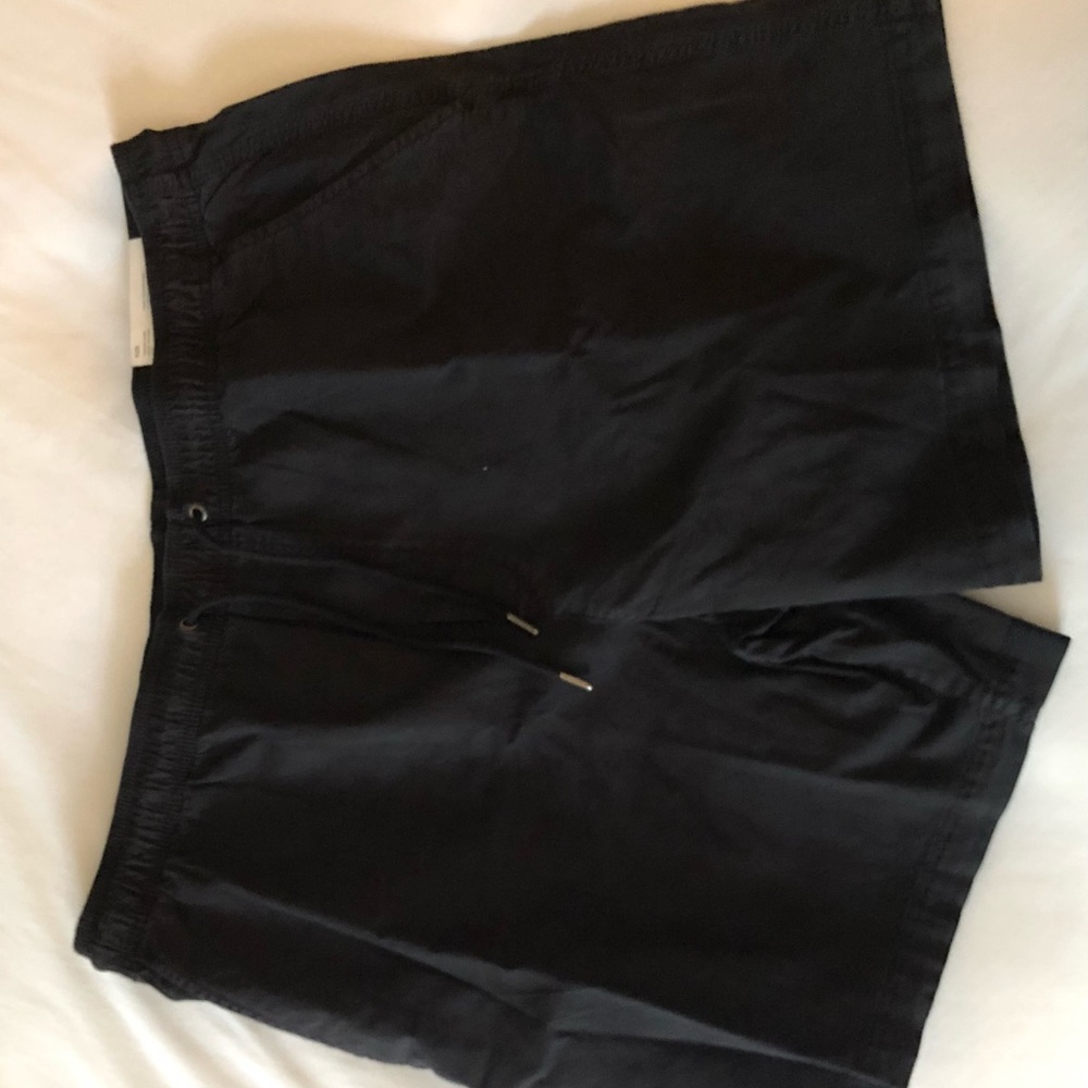 Mens Black Jogger Short from American Eagle. Size XL- Black. Cotton
